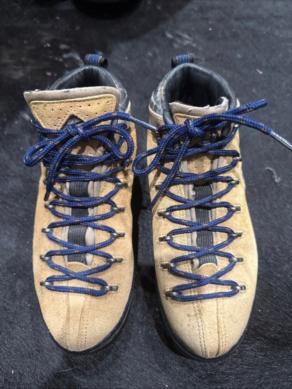 Nike ACG Boots Women's Hiking Boots Size 6